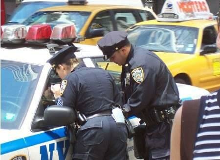 cops lock keys in car